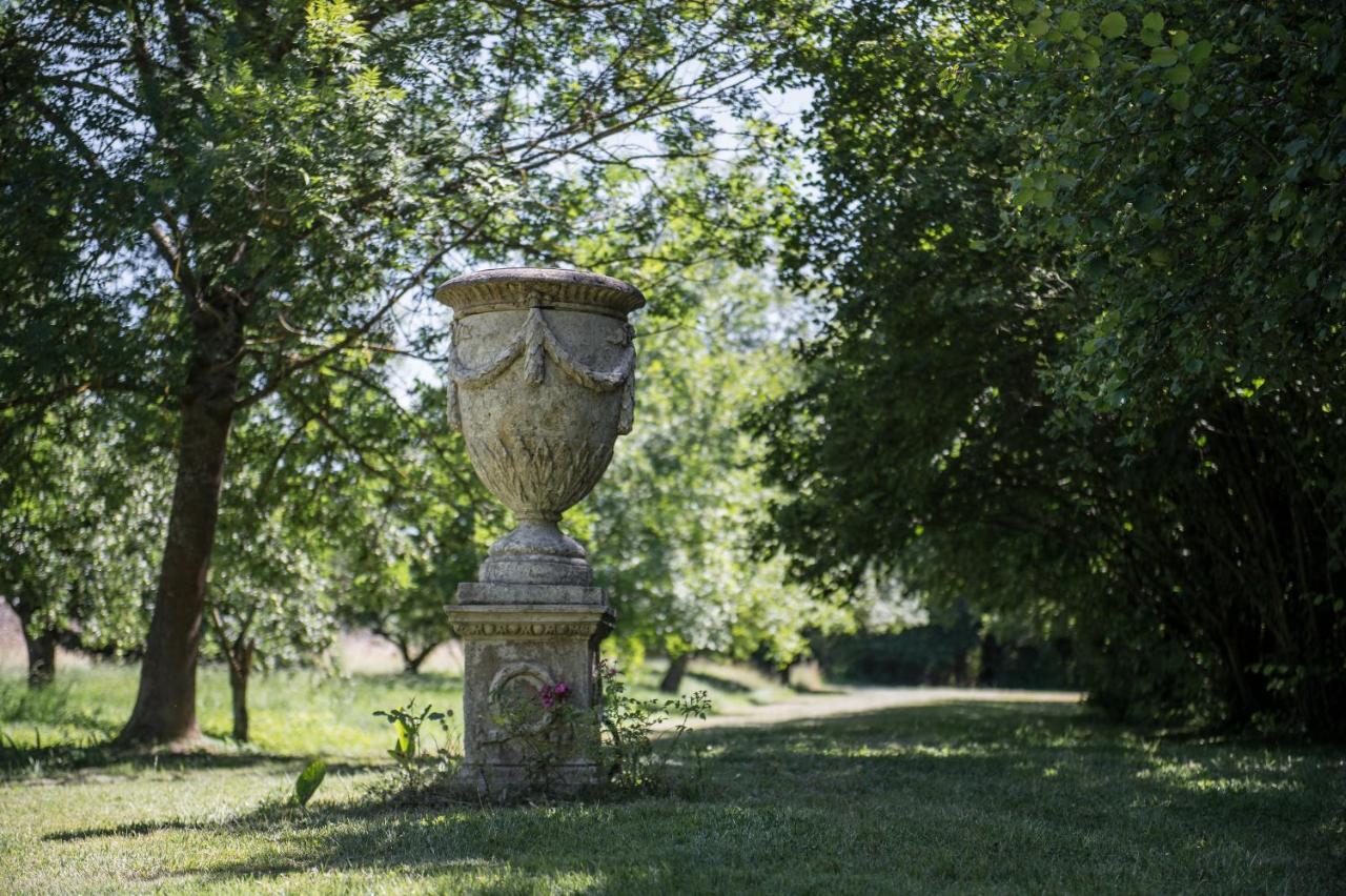 Domaine De Chalaniat Bed & Breakfast La Sauvetat  Dış mekan fotoğraf