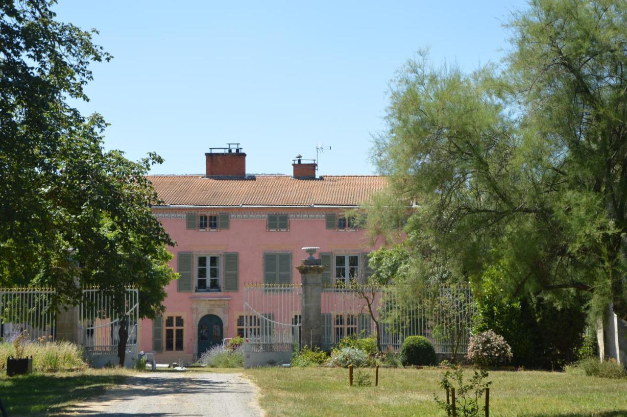 Domaine De Chalaniat Bed & Breakfast La Sauvetat  Dış mekan fotoğraf